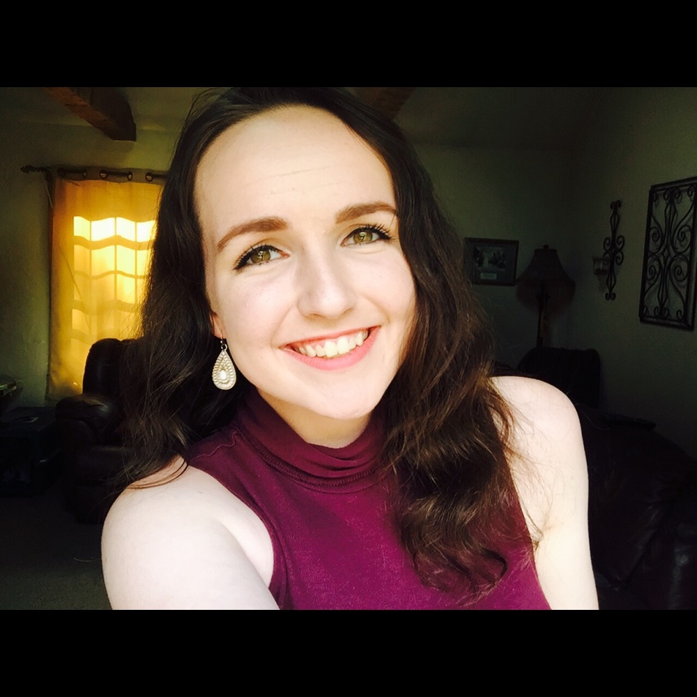 Meet your Posher, Brenna